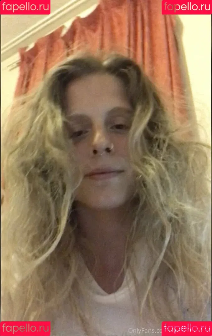 hornycavegirl Onlyfans Photo Gallery 