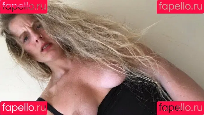 hornycavegirl Onlyfans Photo Gallery 