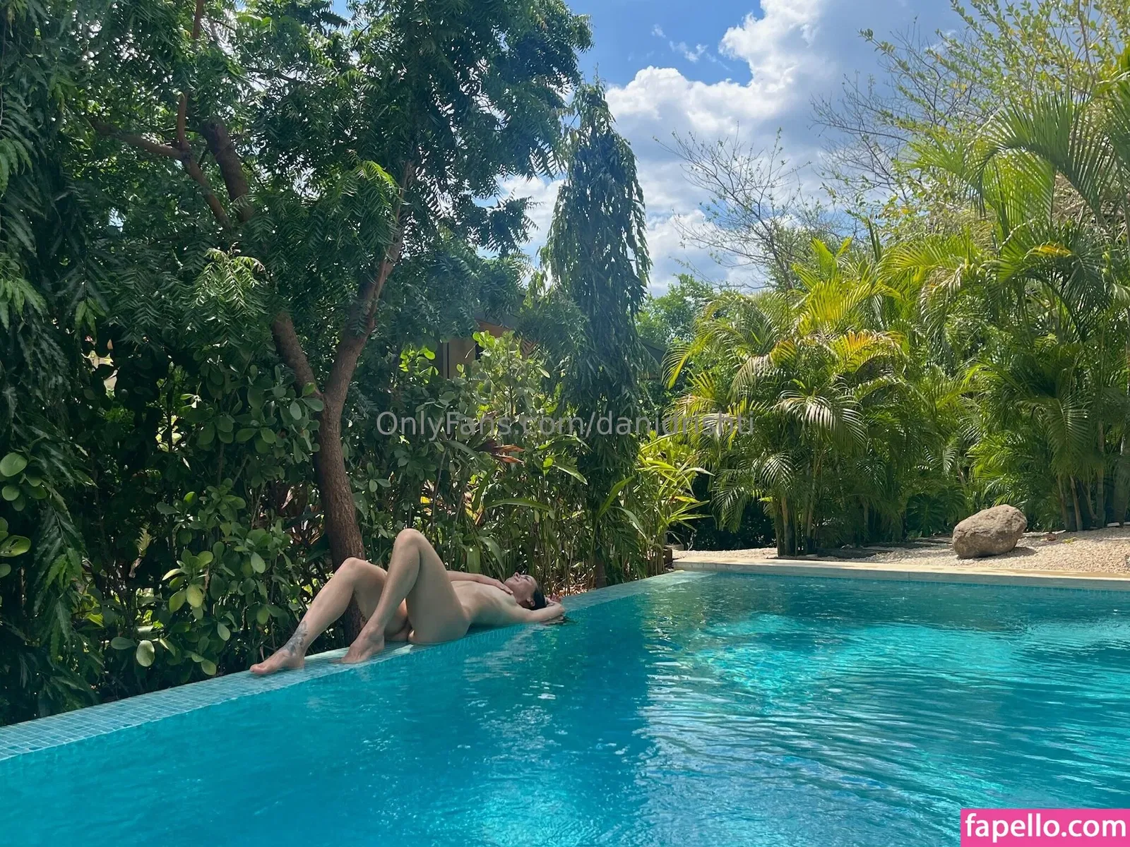 danidrishti Onlyfans Photo Gallery 