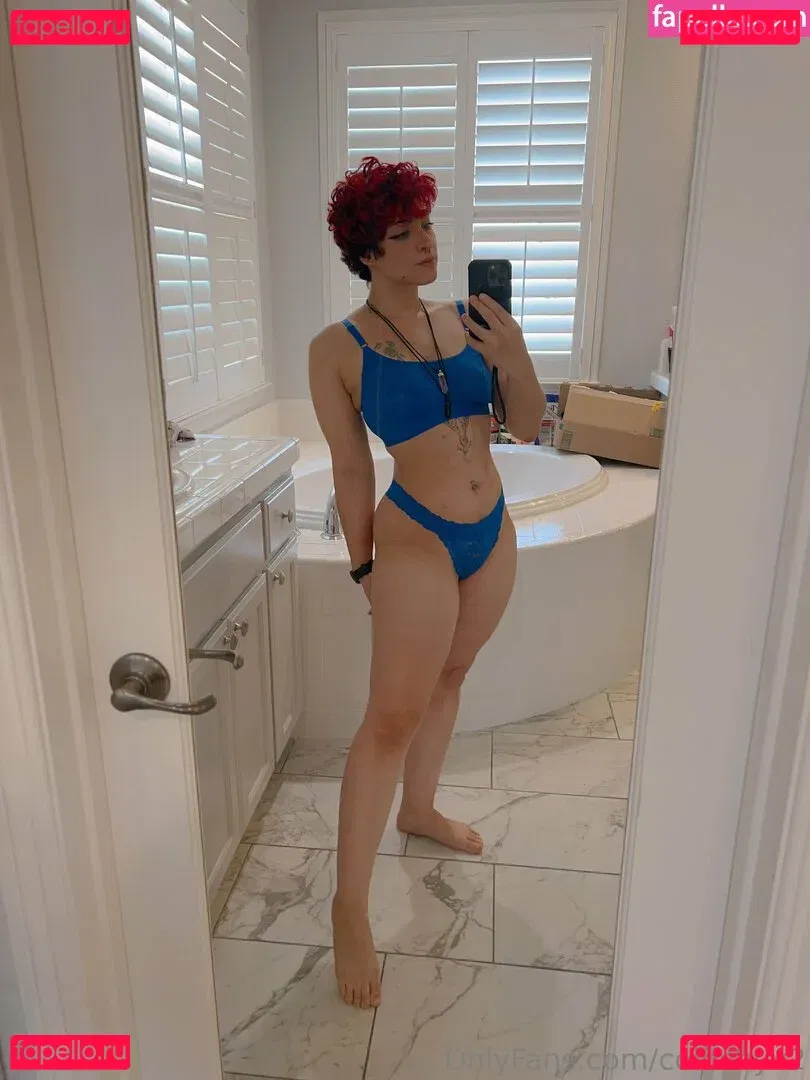 colechyv2 Onlyfans Photo Gallery 