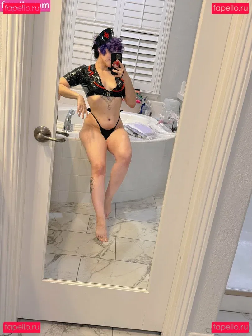 colechyv2 Onlyfans Photo Gallery 