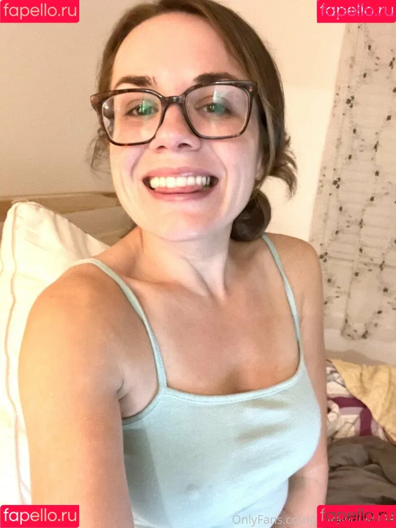 laurawould123 Onlyfans Photo Gallery 