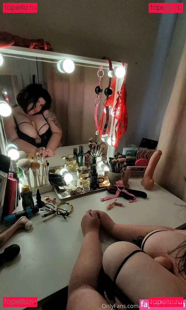 megandaw Onlyfans Photo Gallery 