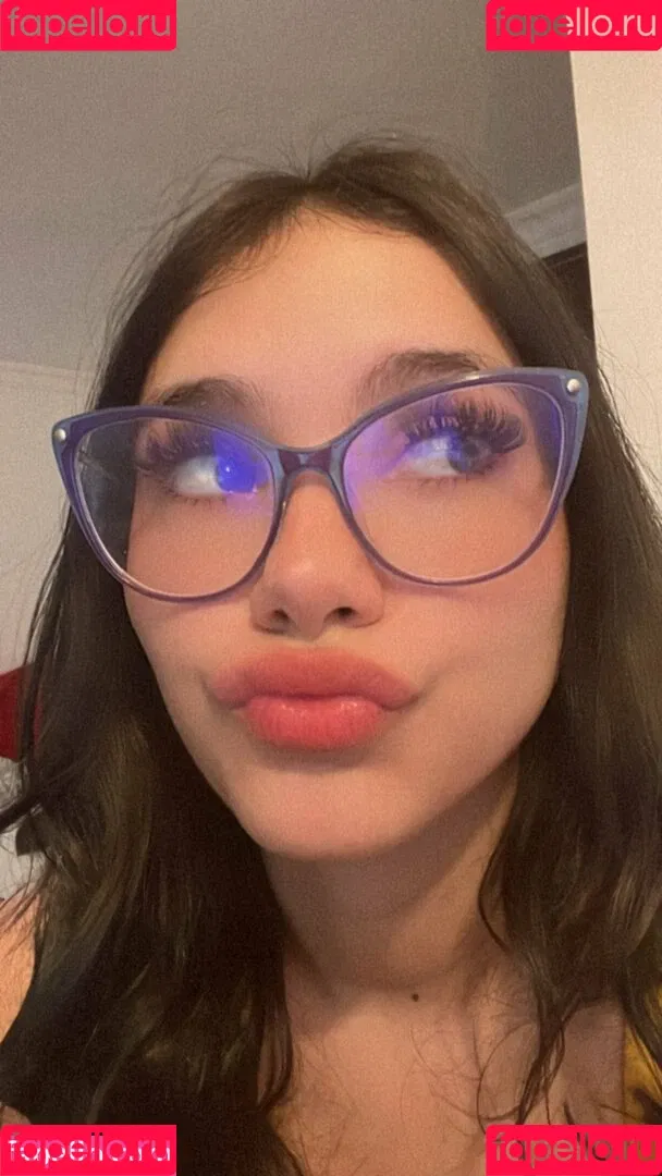 Min Galilea Onlyfans Photo Gallery 