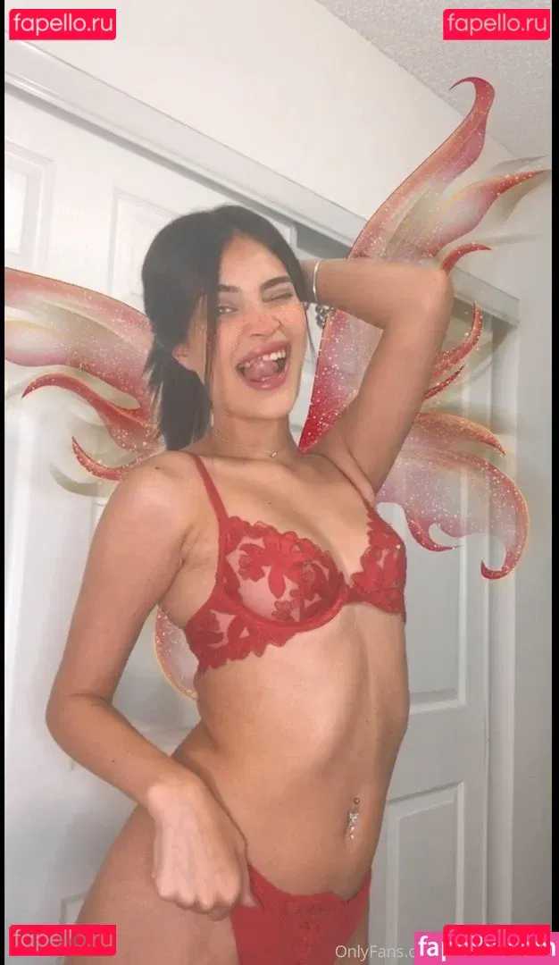 stepsisgabs Onlyfans Photo Gallery 