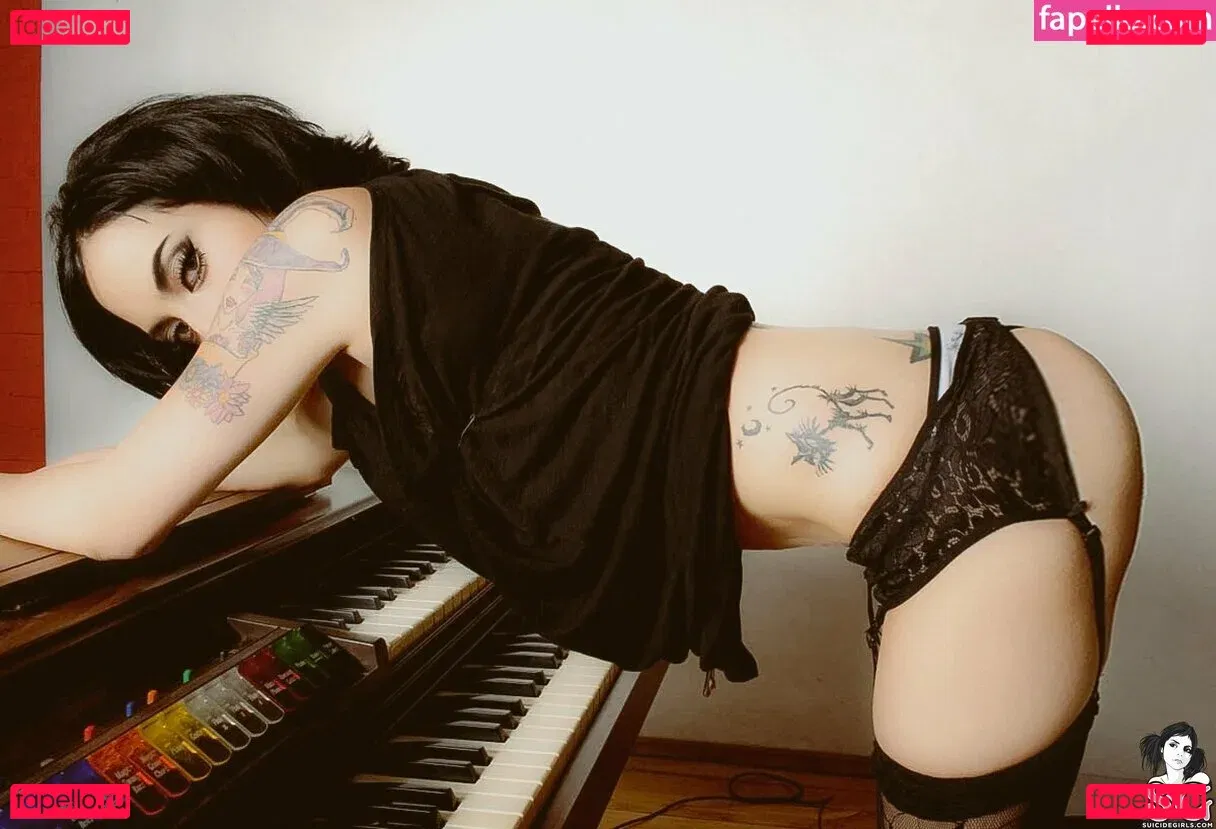 hopefulsuicidegirls Onlyfans Photo Gallery 