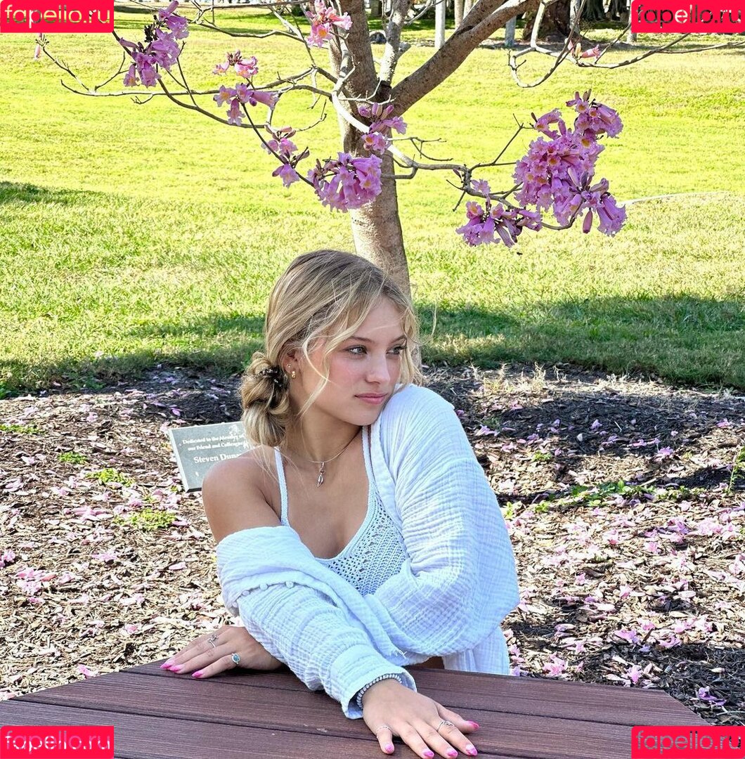 Isabella DuCharme Nude Onlyfans Photo 46
