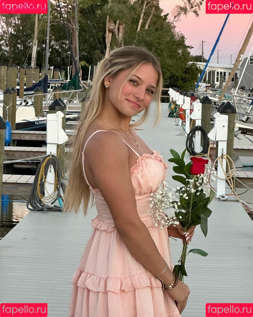Isabella DuCharme Nude Onlyfans Photo 45