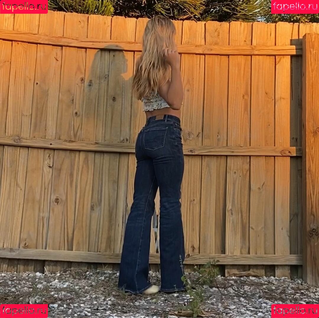 Isabella DuCharme Nude Onlyfans Photo 6
