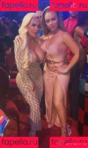 Coco Nicole Austin Onlyfans Photo Gallery 