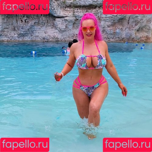 Coco Nicole Austin Onlyfans Photo Gallery 