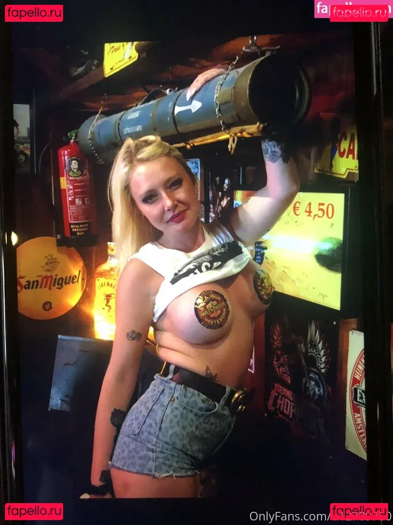 loumonrow Onlyfans Photo Gallery 