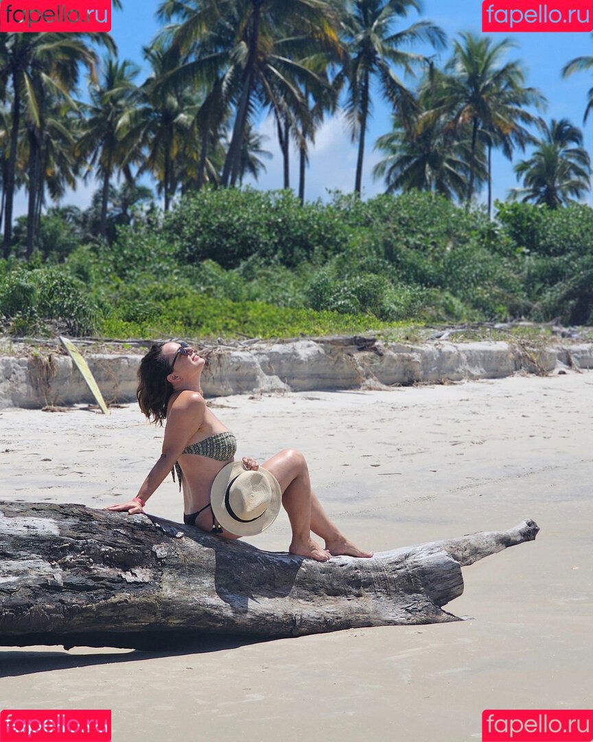 Regiane Alves Onlyfans Photo Gallery 