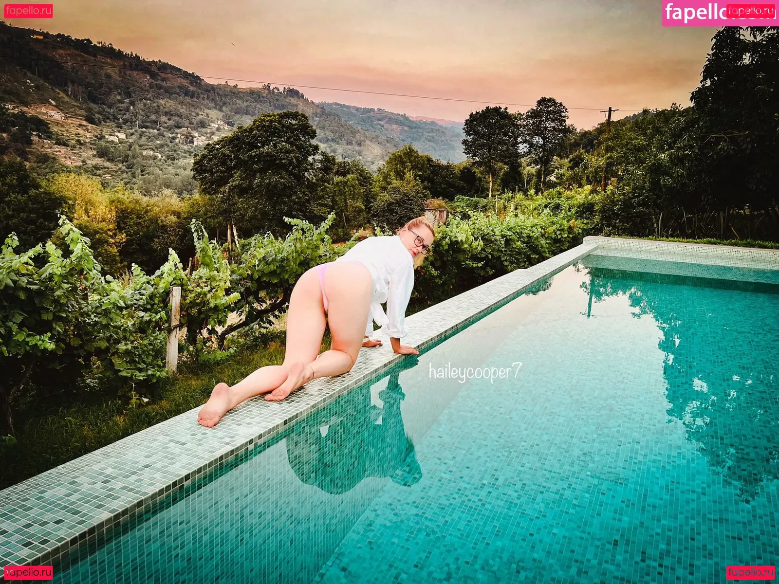 Hailey Cooper Onlyfans Photo Gallery 