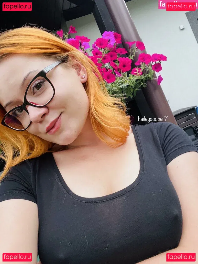 Hailey Cooper Onlyfans Photo Gallery 