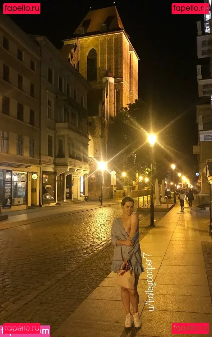 Hailey Cooper Onlyfans Photo Gallery 