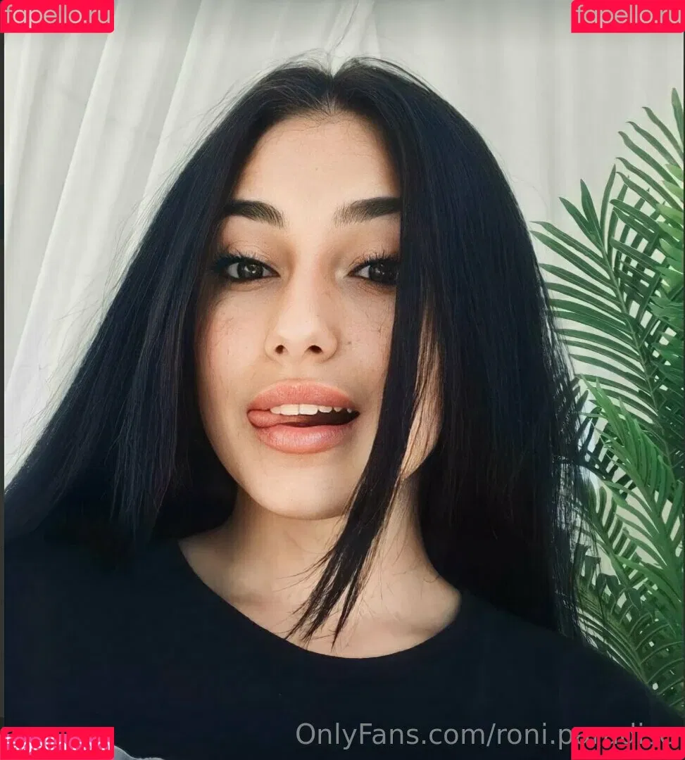 roni.paradise Onlyfans Photo Gallery 