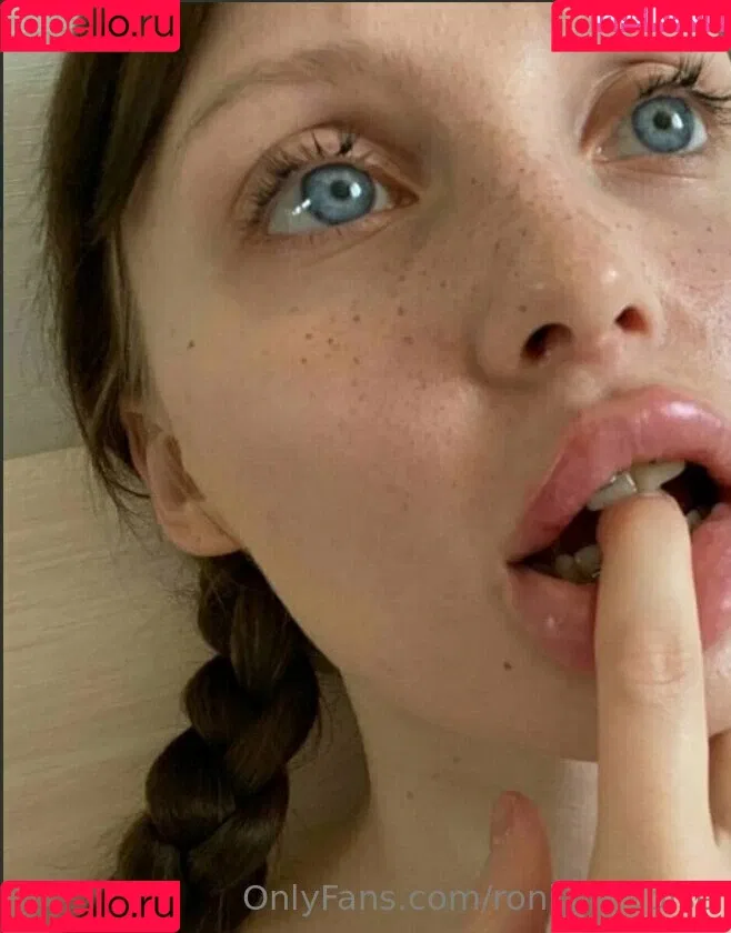 roni.paradise Onlyfans Photo Gallery 