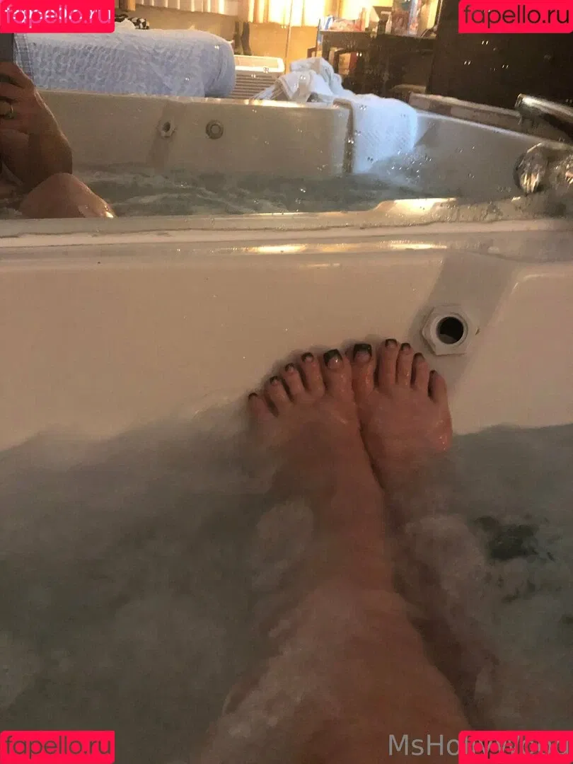 mshollywood100 Onlyfans Photo Gallery 