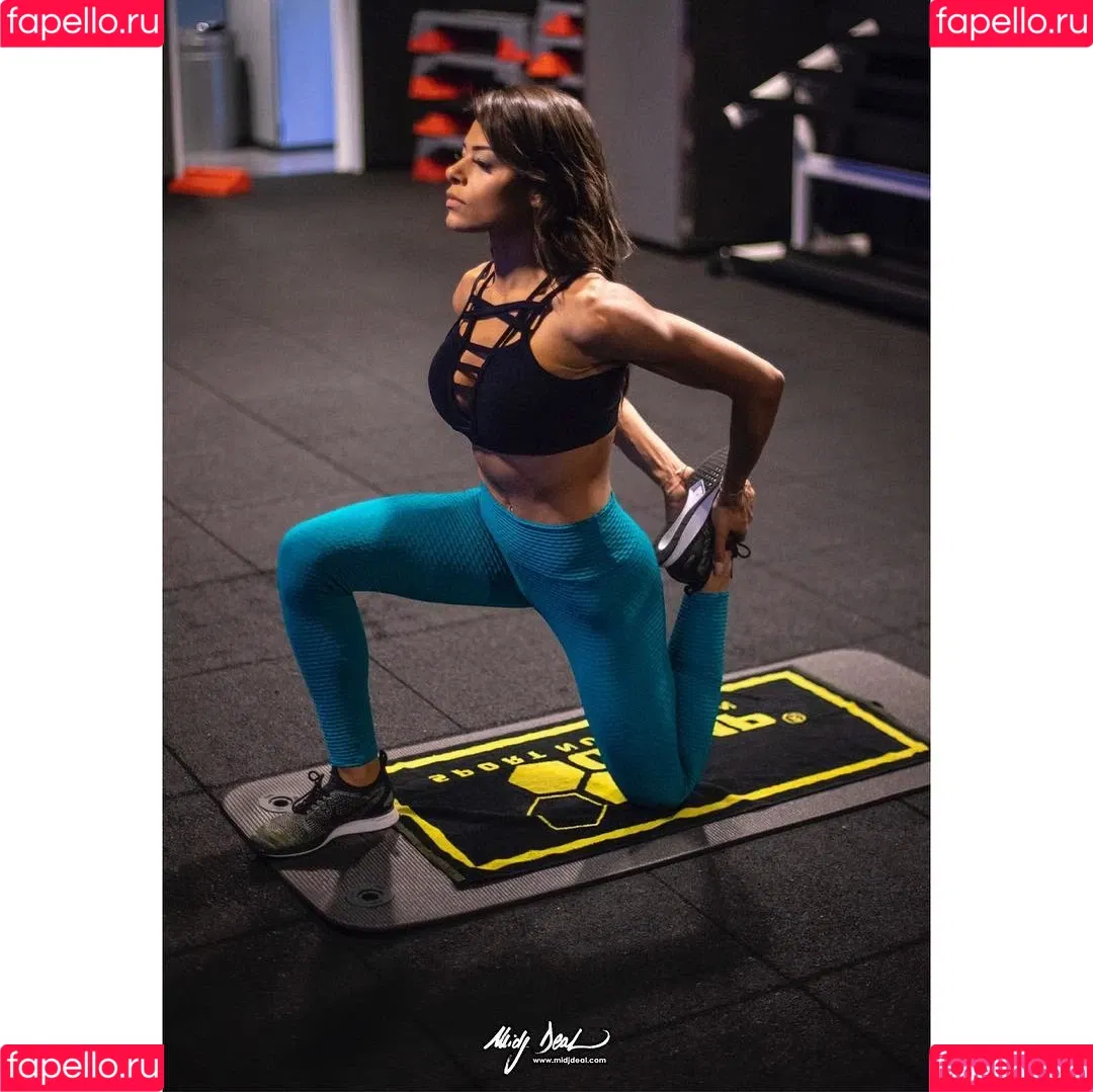 nala.fit Onlyfans Photo Gallery 