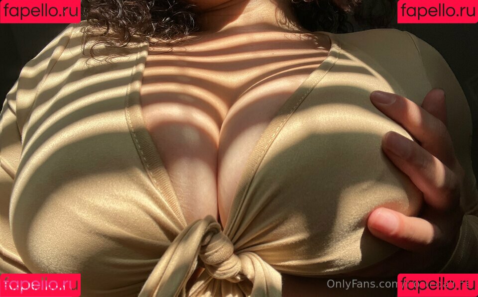 frostedaliine Onlyfans Photo Gallery 