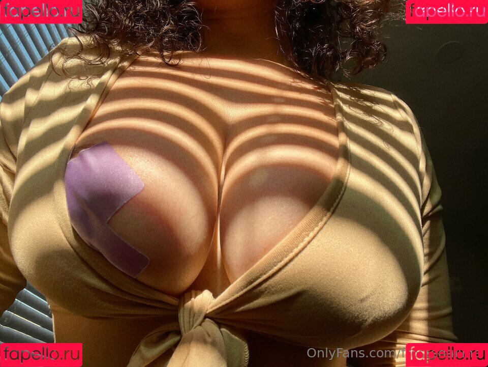 frostedaliine Onlyfans Photo Gallery 