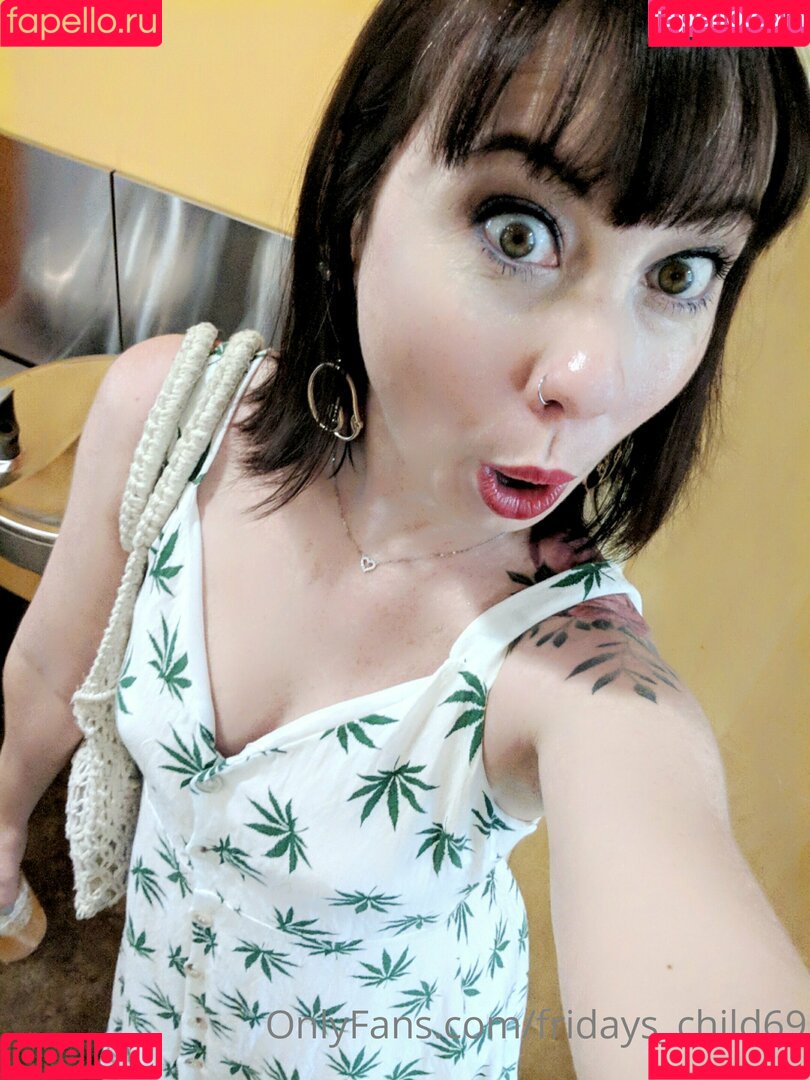 fridays_child69 Onlyfans Photo Gallery 