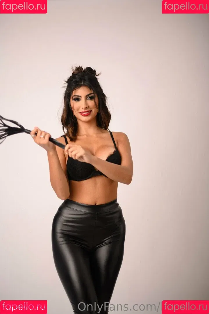 leonayla Onlyfans Photo Gallery 