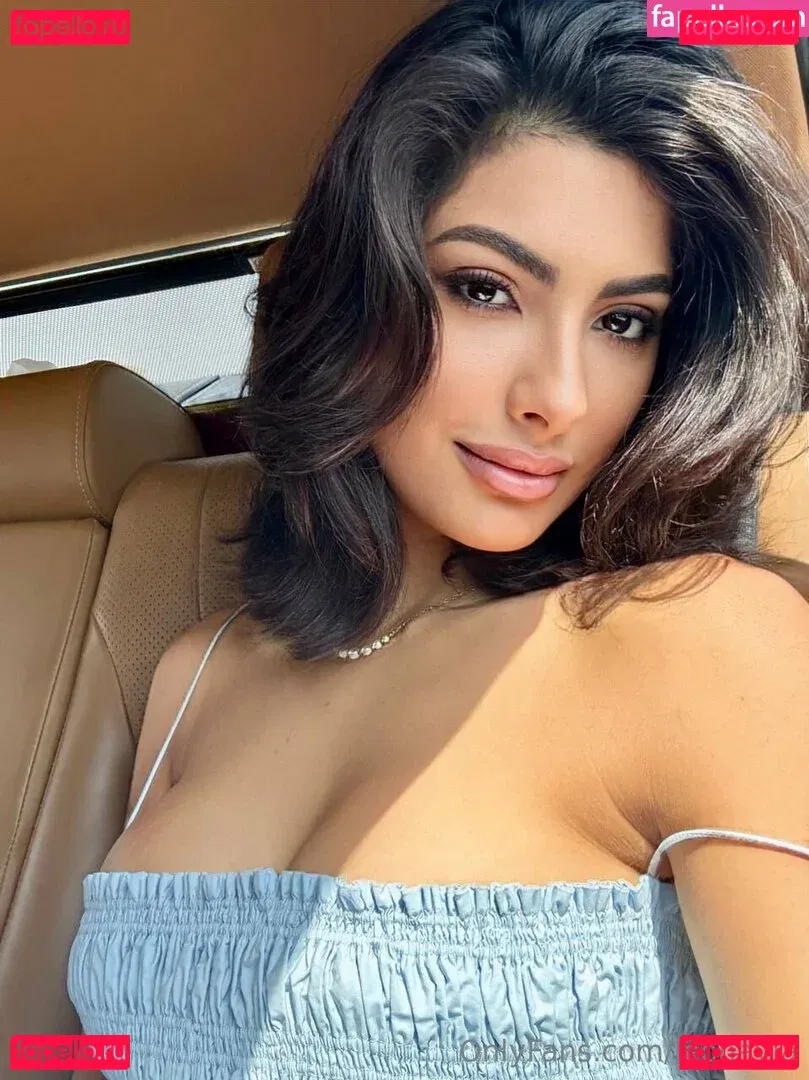 leonayla Onlyfans Photo Gallery 