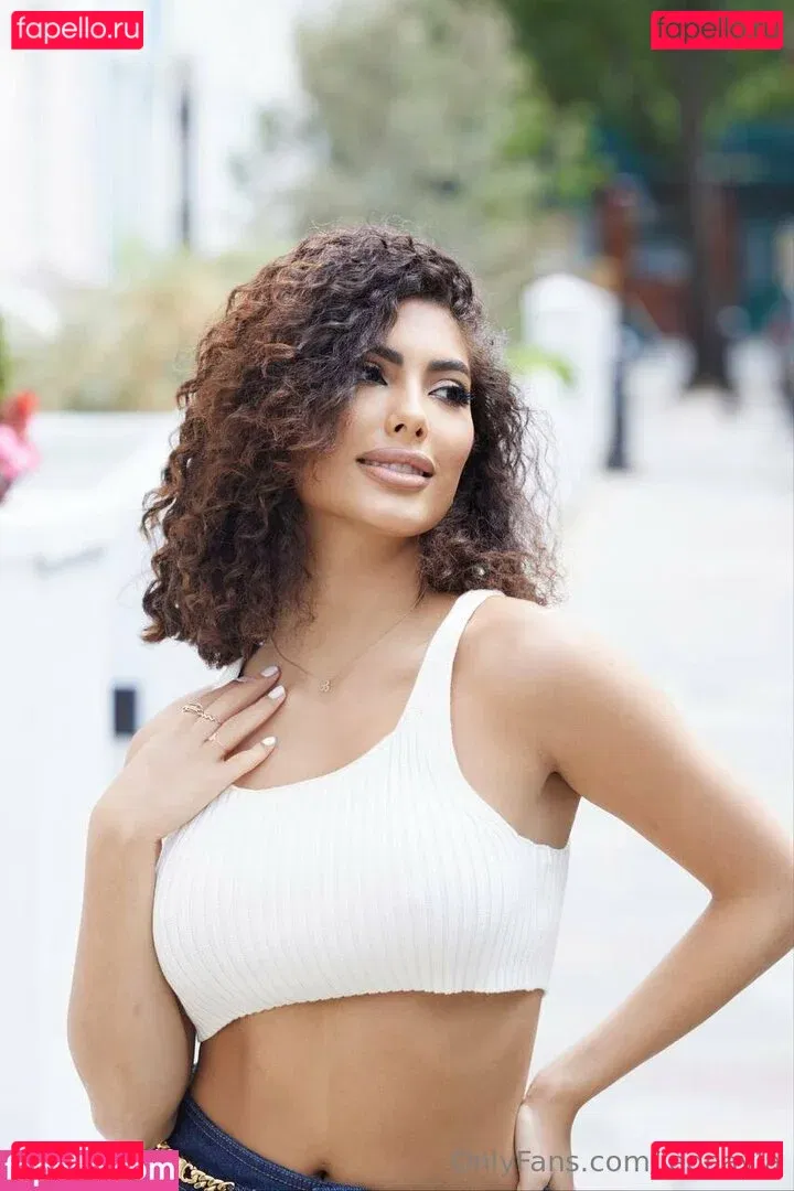 leonayla Onlyfans Photo Gallery 