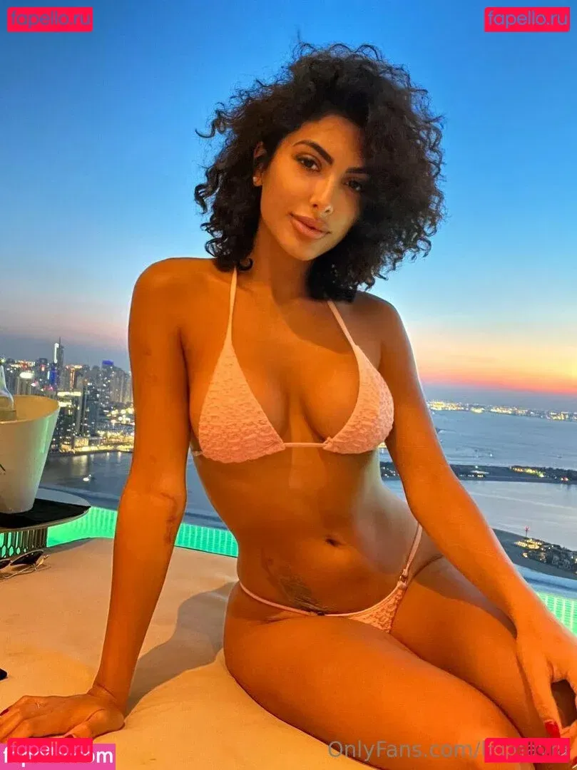 leonayla Onlyfans Photo Gallery 