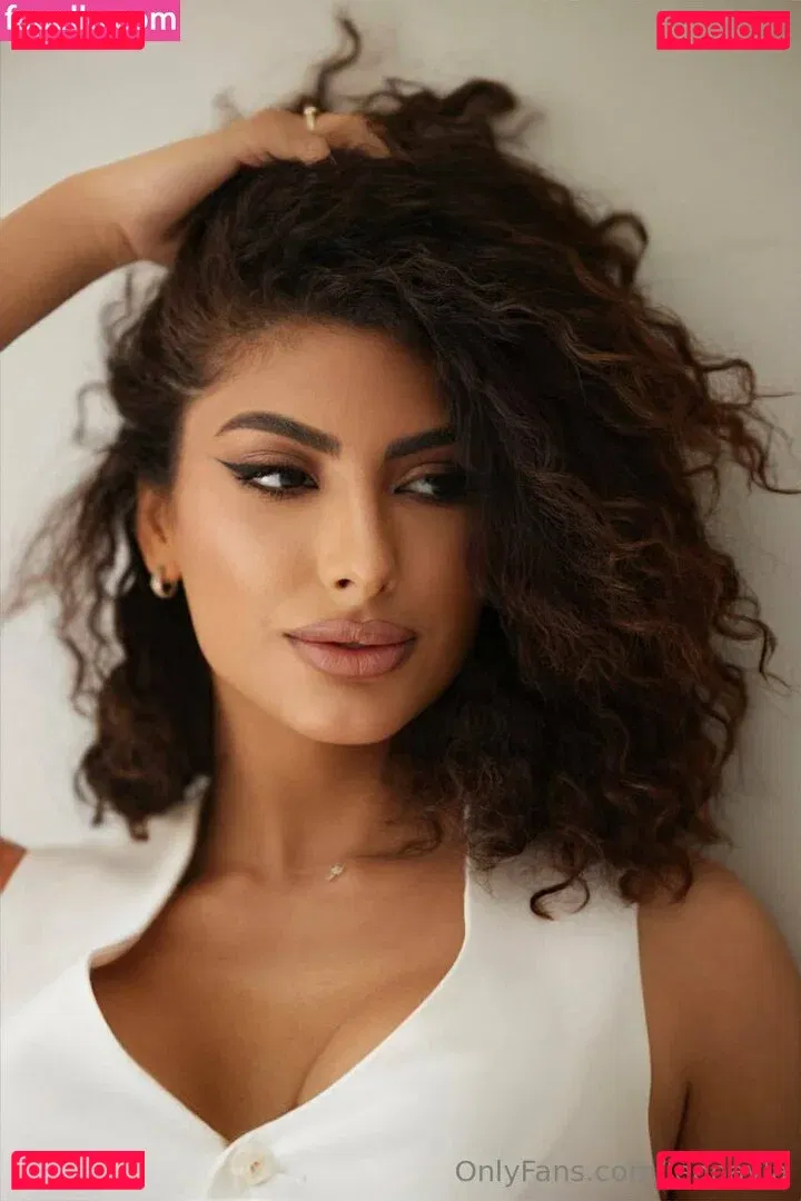 leonayla Onlyfans Photo Gallery 