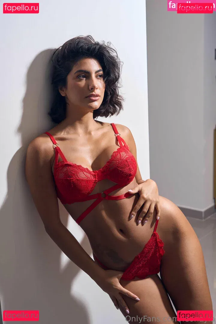 leonayla Onlyfans Photo Gallery 