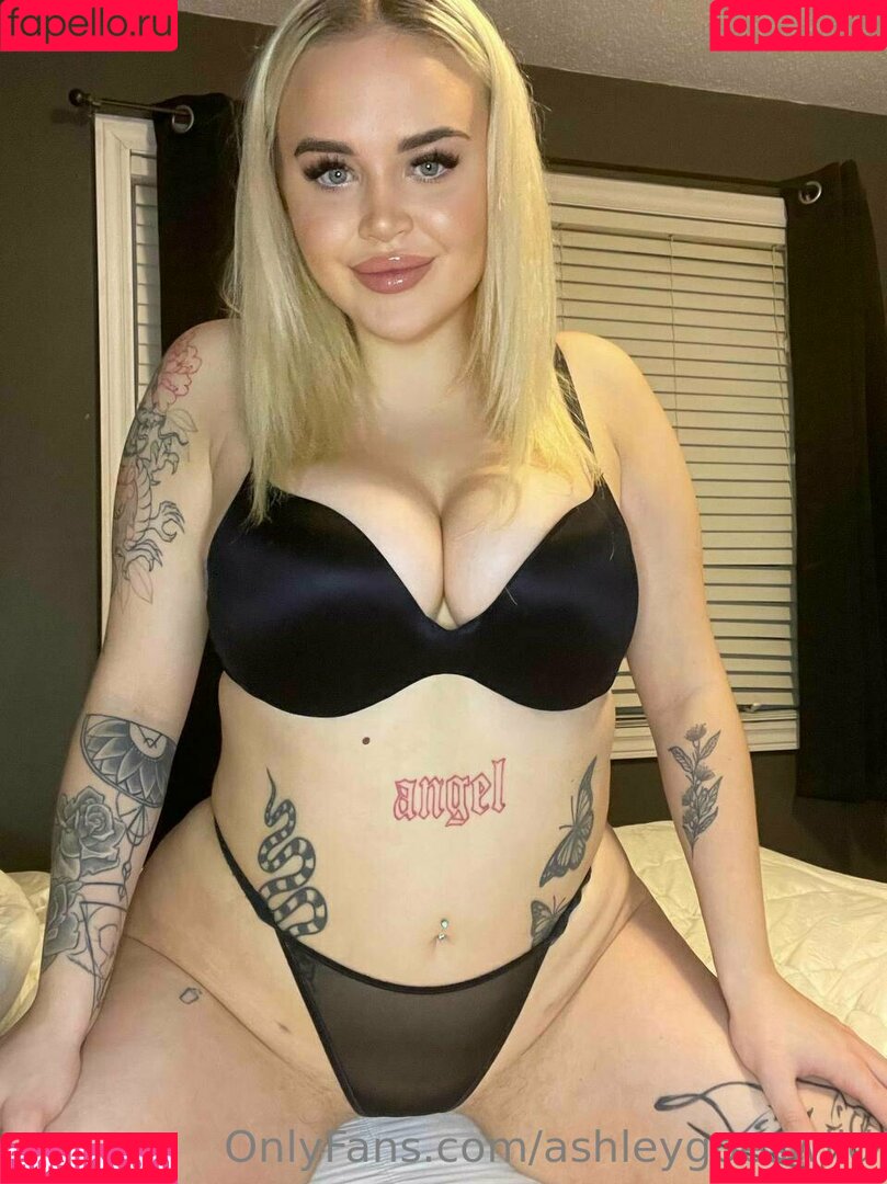ashleygoeswild Onlyfans Photo Gallery 