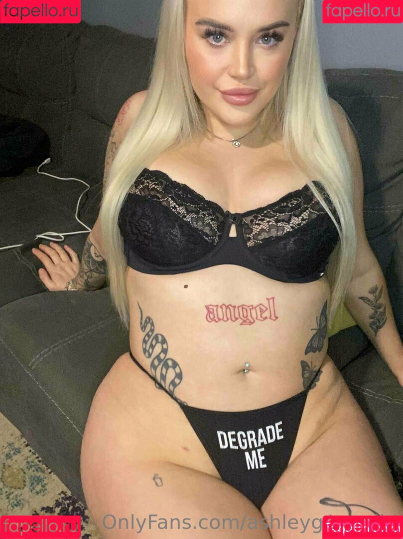 ashleygoeswild Onlyfans Photo Gallery 