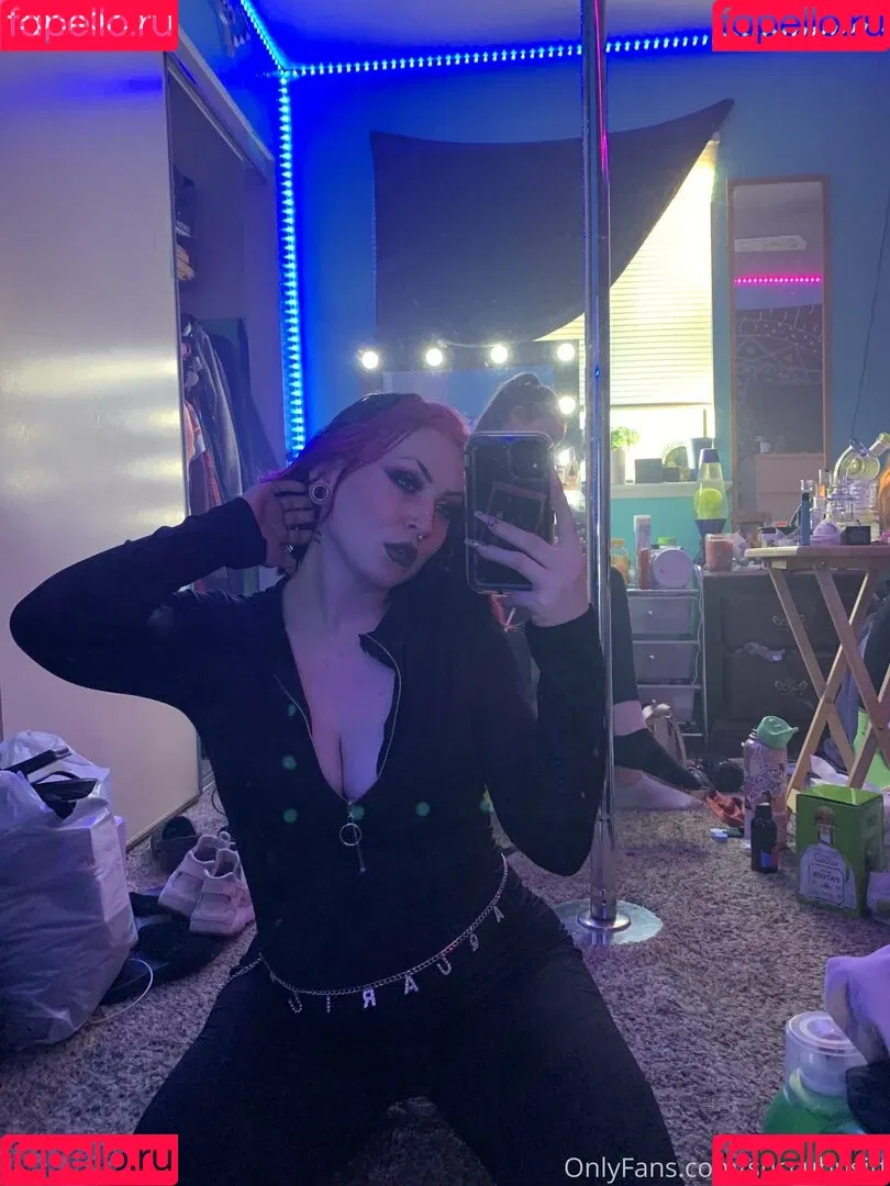 succubusitt Onlyfans Photo Gallery 