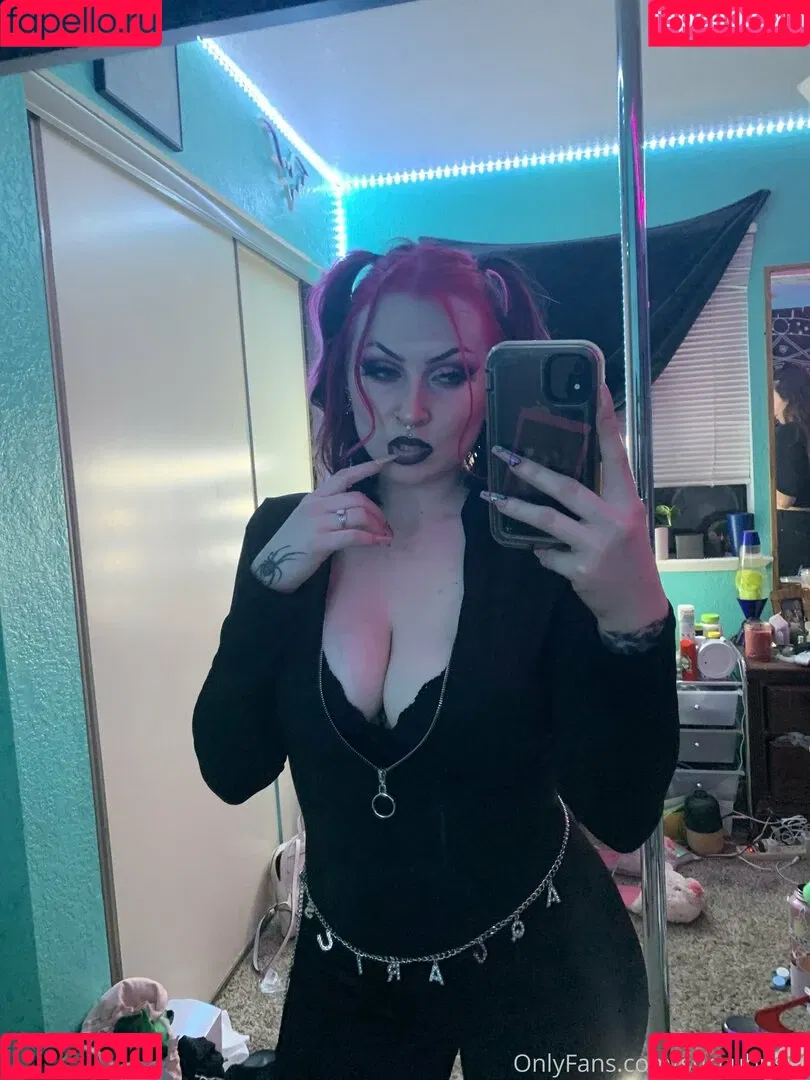 succubusitt Onlyfans Photo Gallery 