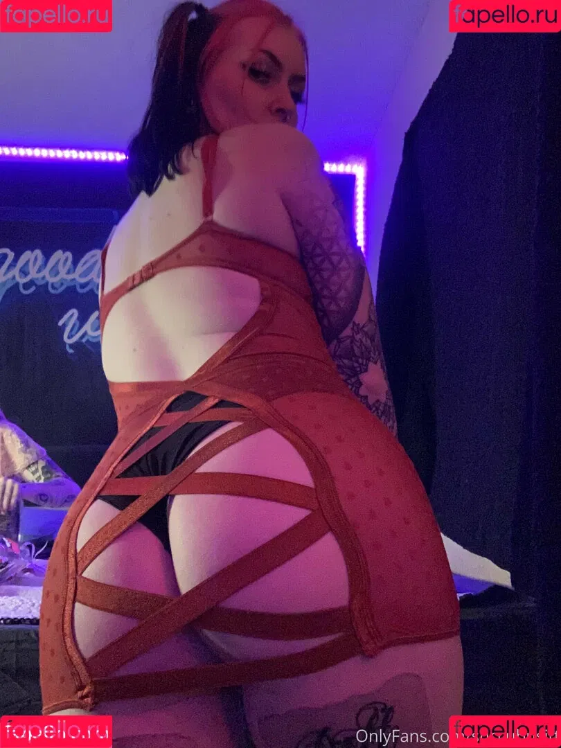 succubusitt Onlyfans Photo Gallery 
