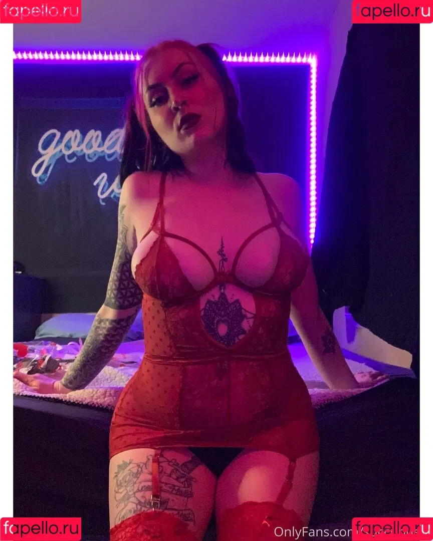succubusitt Onlyfans Photo Gallery 