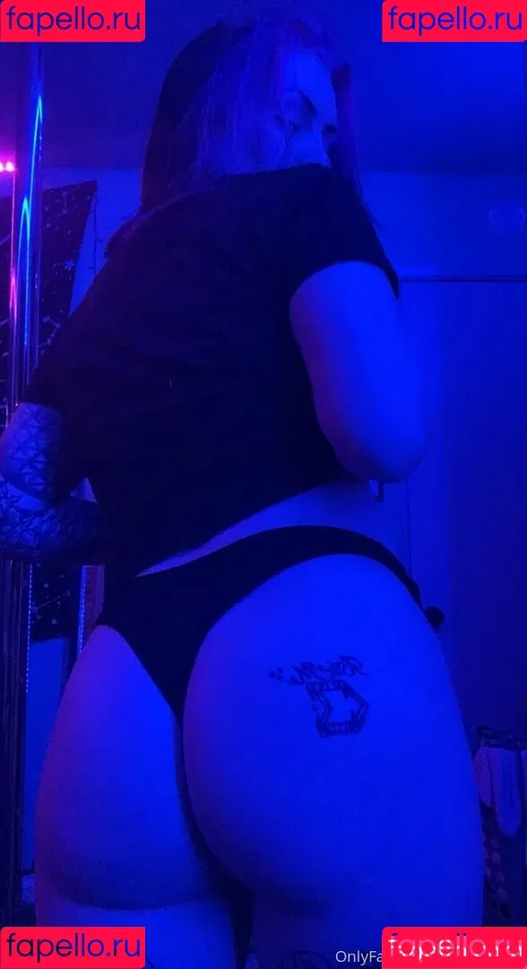 succubusitt Onlyfans Photo Gallery 