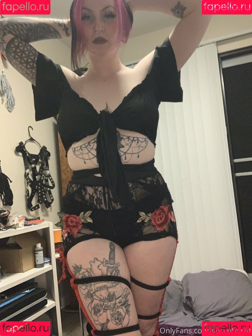 succubusitt Onlyfans Photo Gallery 