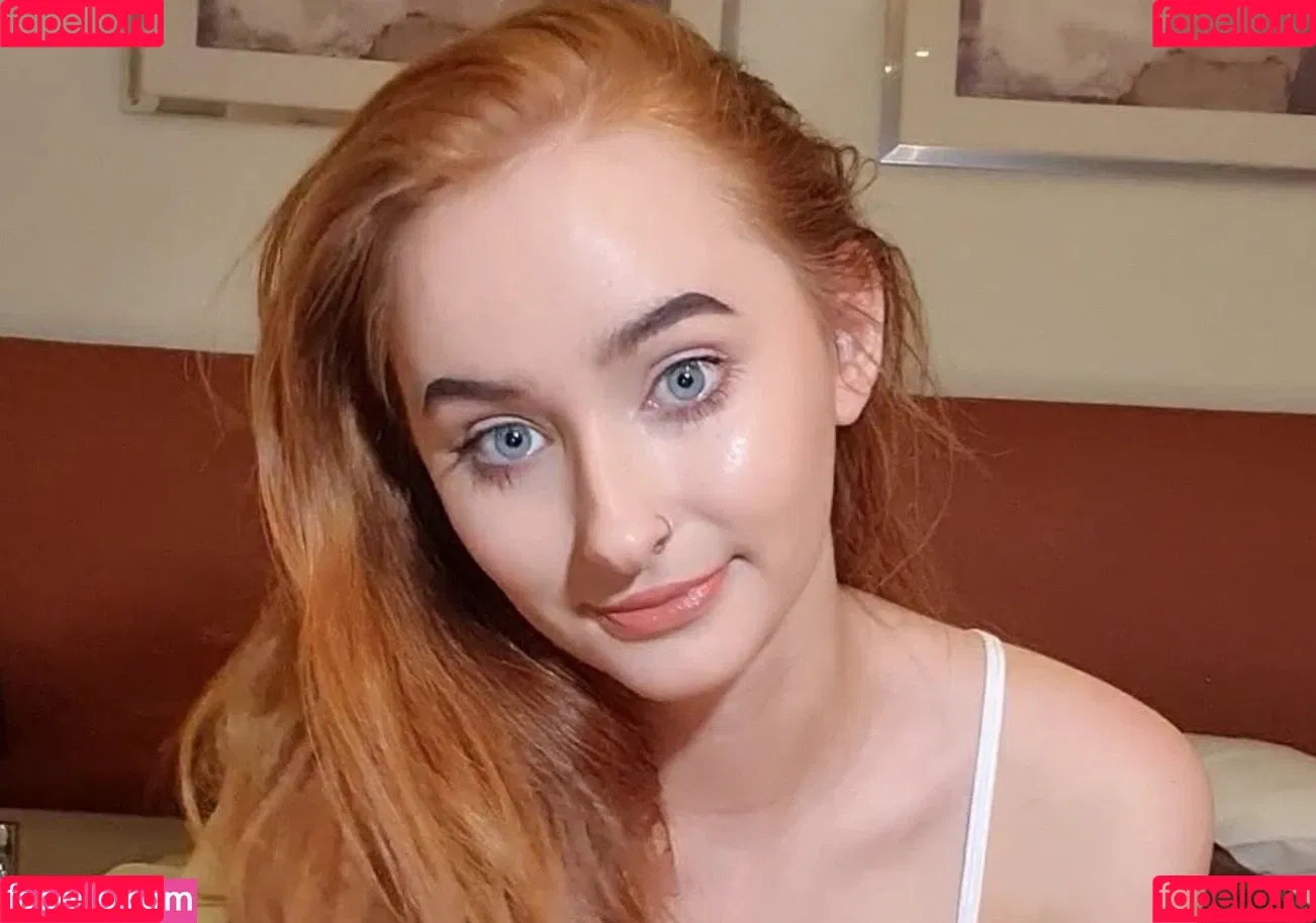 Sophie Turner Onlyfans Photo Gallery 