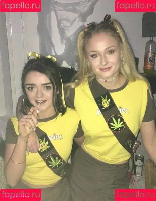 Sophie Turner Onlyfans Photo Gallery 