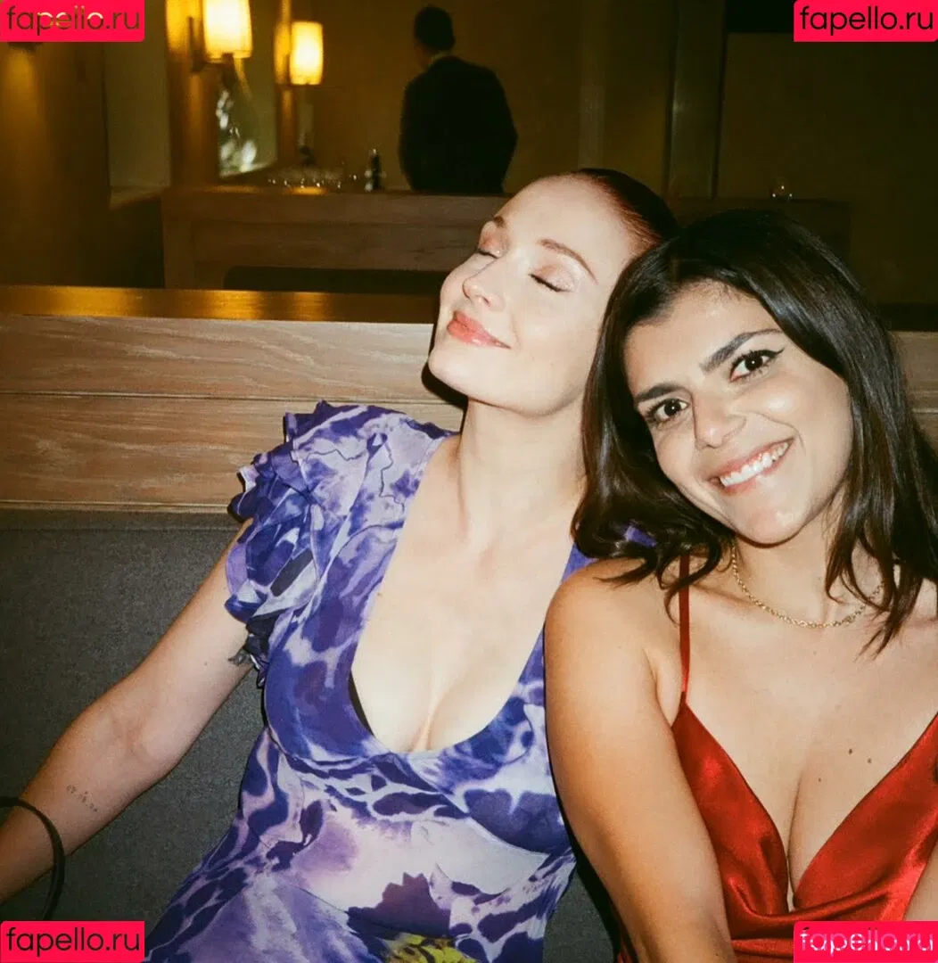 Sophie Turner Onlyfans Photo Gallery 