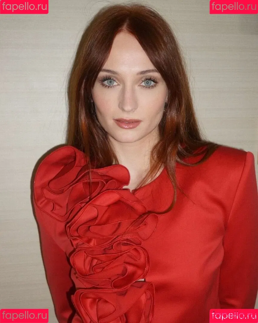Sophie Turner Onlyfans Photo Gallery 