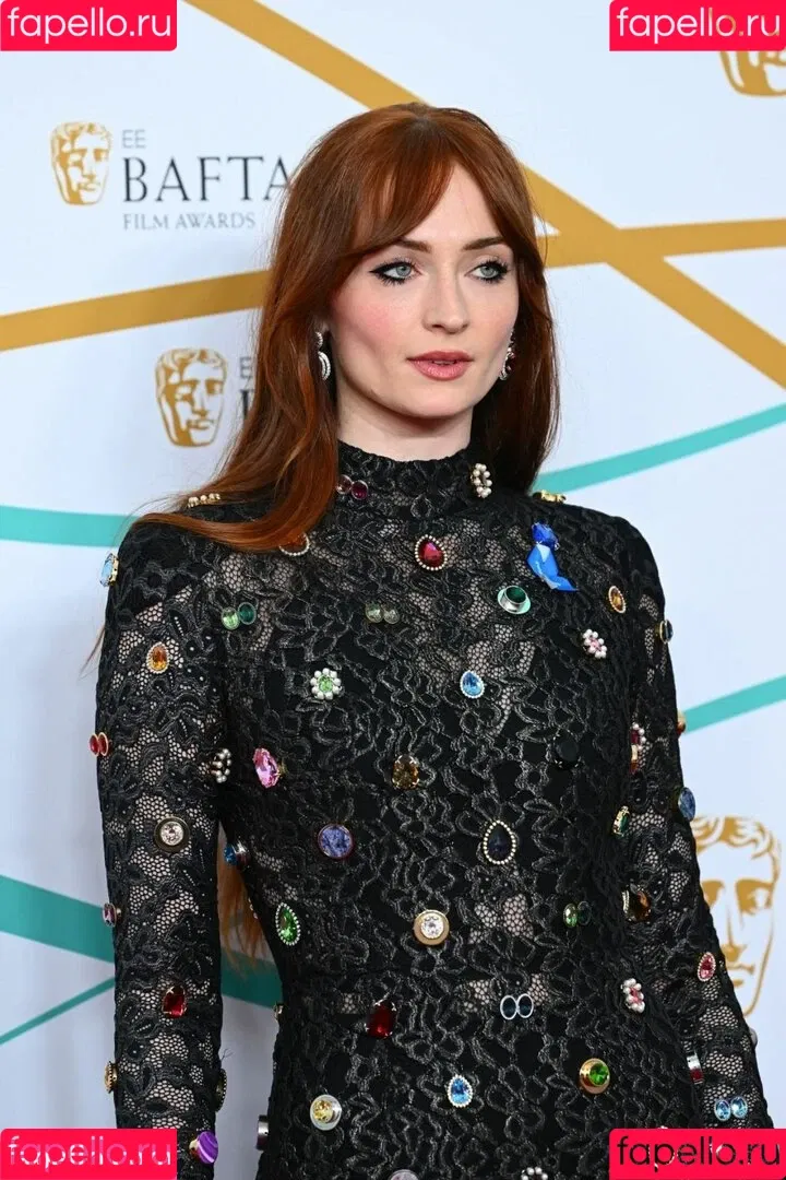 Sophie Turner Onlyfans Photo Gallery 