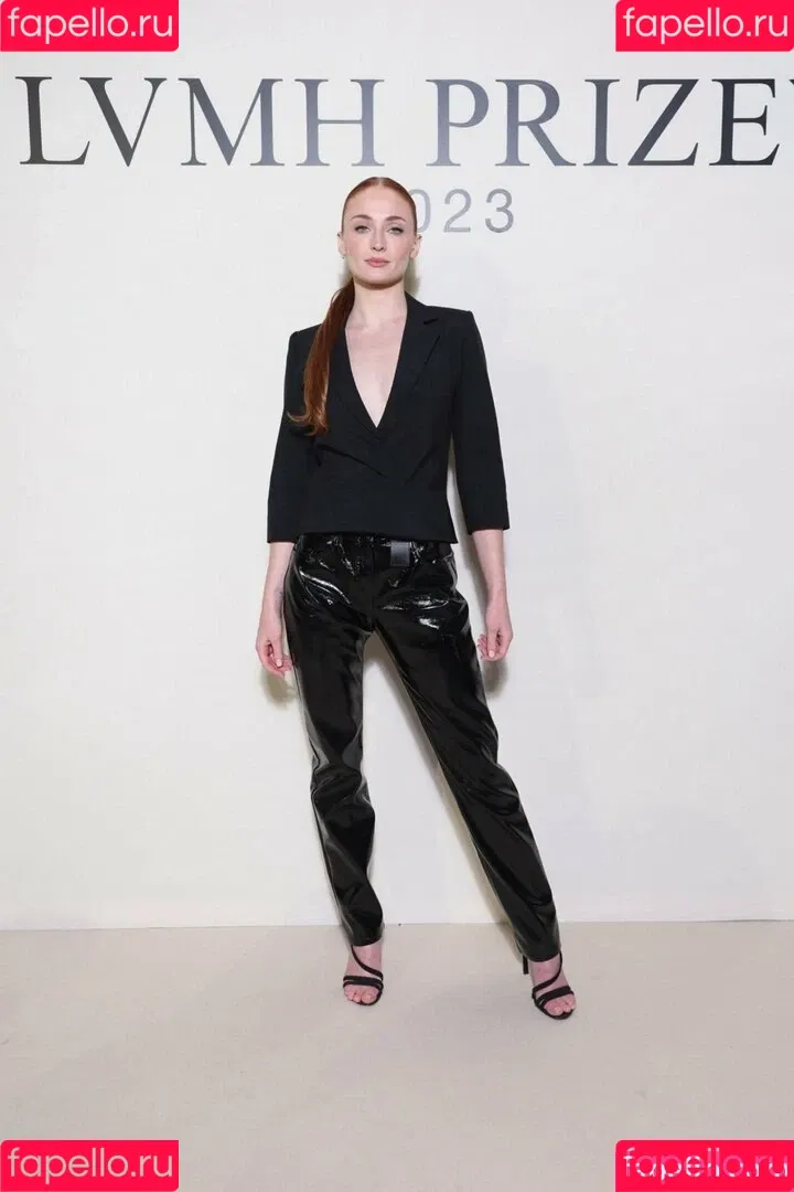 Sophie Turner Onlyfans Photo Gallery 