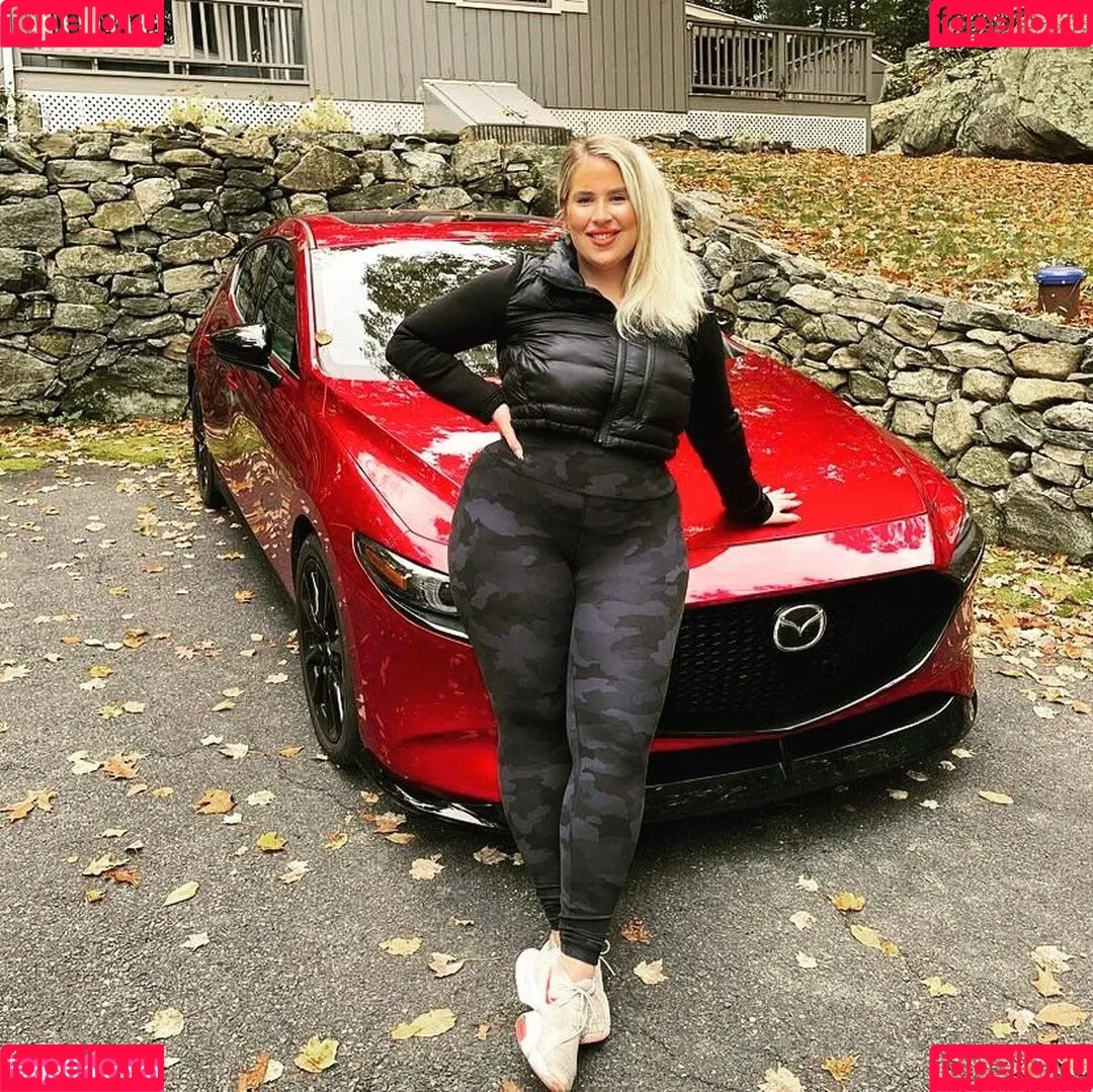 Sophie Turner Onlyfans Photo Gallery 