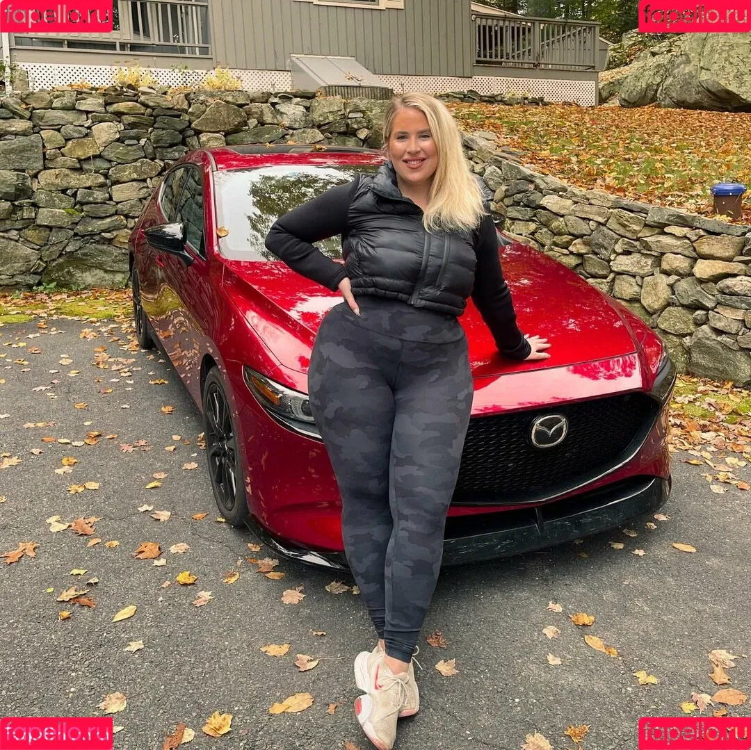 Sophie Turner Onlyfans Photo Gallery 