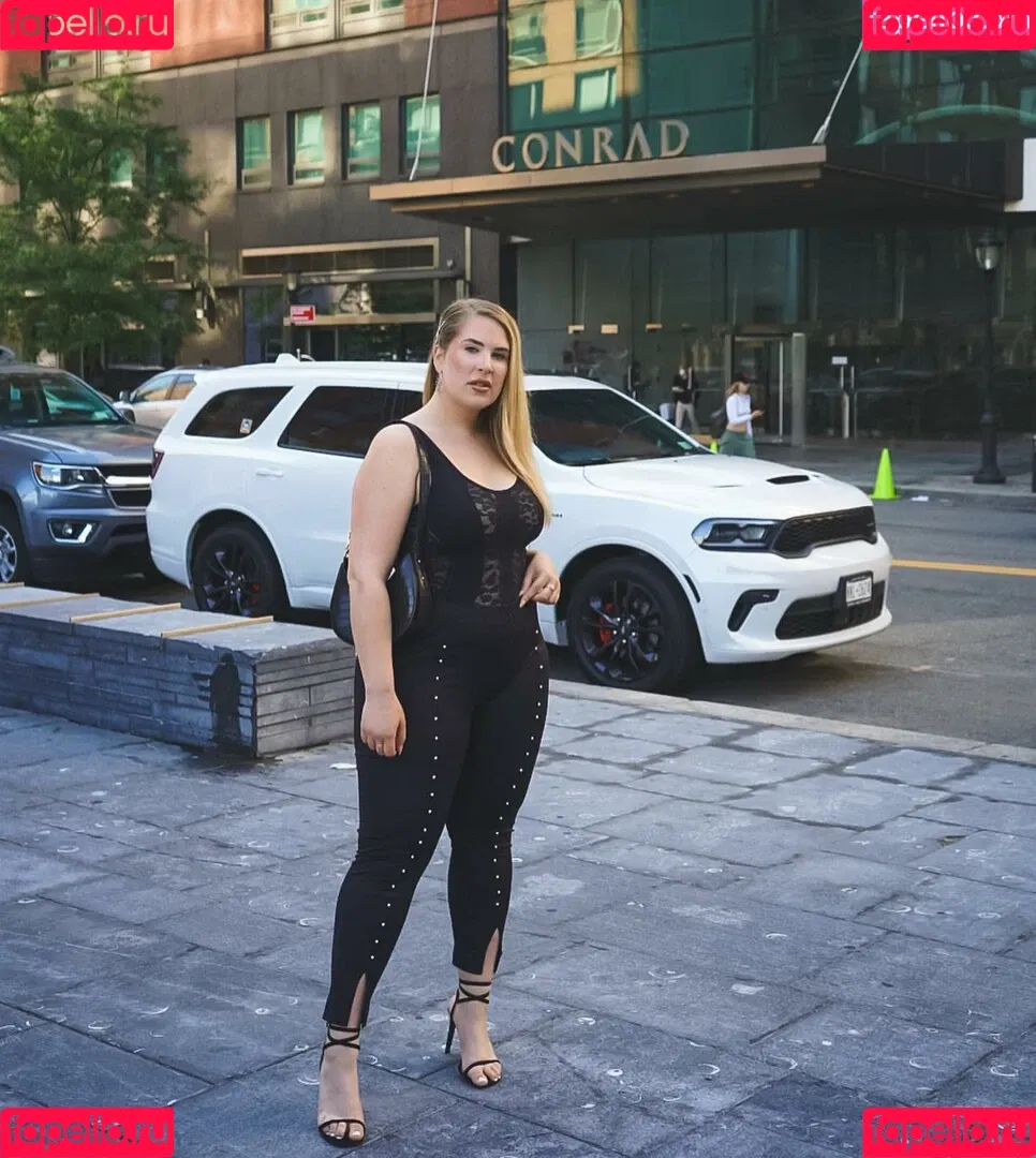Sophie Turner Onlyfans Photo Gallery 